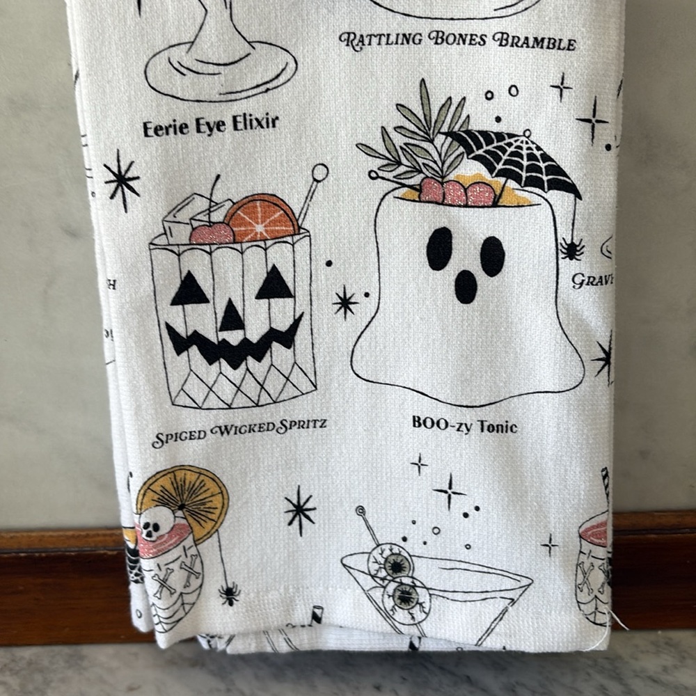 NWT SET/2 Rachel Zoe Halloween Spooky Cocktails Hand Kitchen Tea Bath BFF Towels - Picture 4 of 8